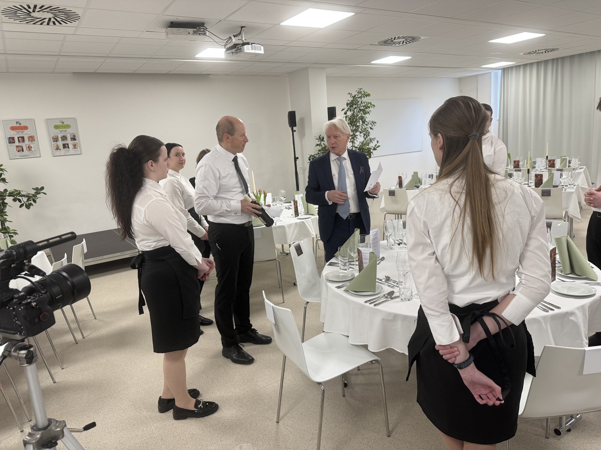 Etiketa u stolu s Ladislavem Špačkem